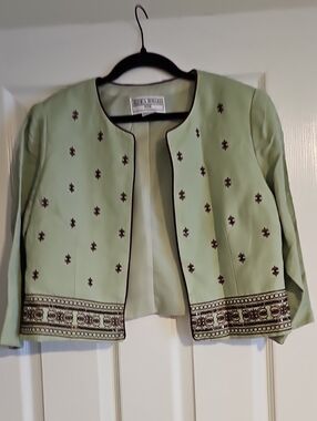 Jessica Howard Cropped Blazer